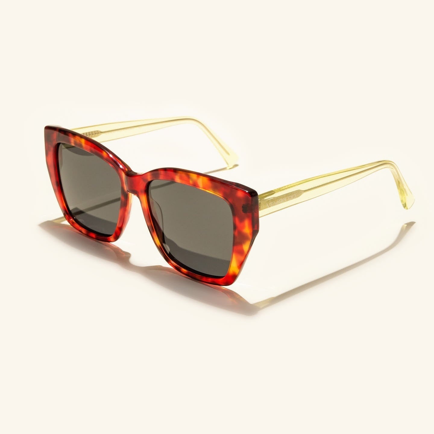 gafas de sol#es:color_rojo,en:color_red,it:colore_rosso