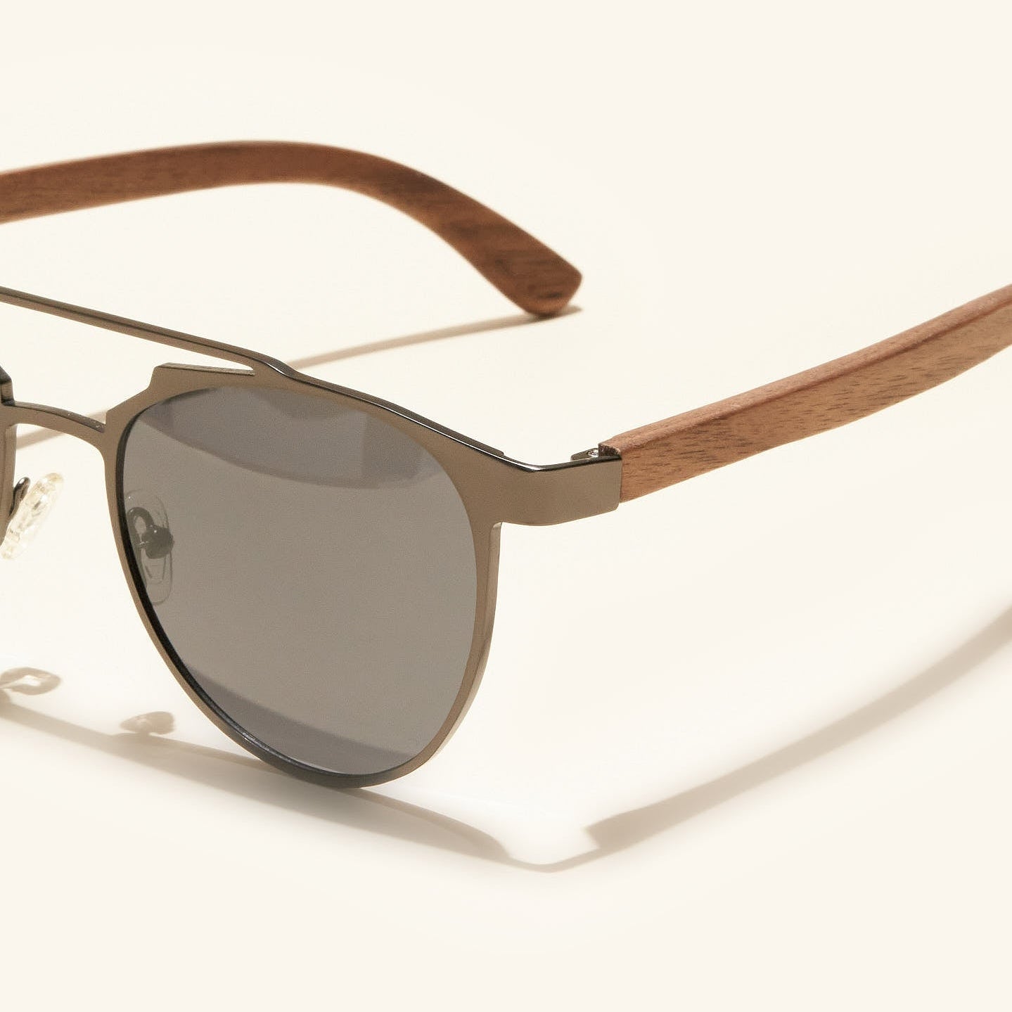 gafas de sol mujer#es:color_gris,en:color_gray,it:colore_grigio