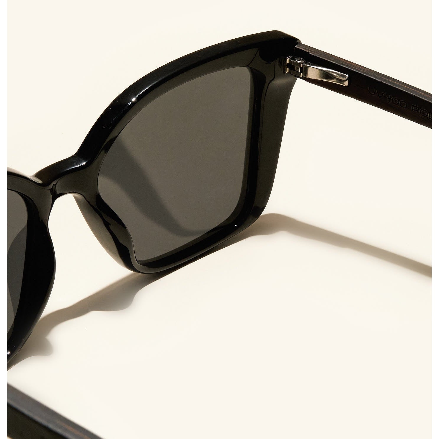 gafas de sol#es:color_negro,en:color_black,it:colore_nero