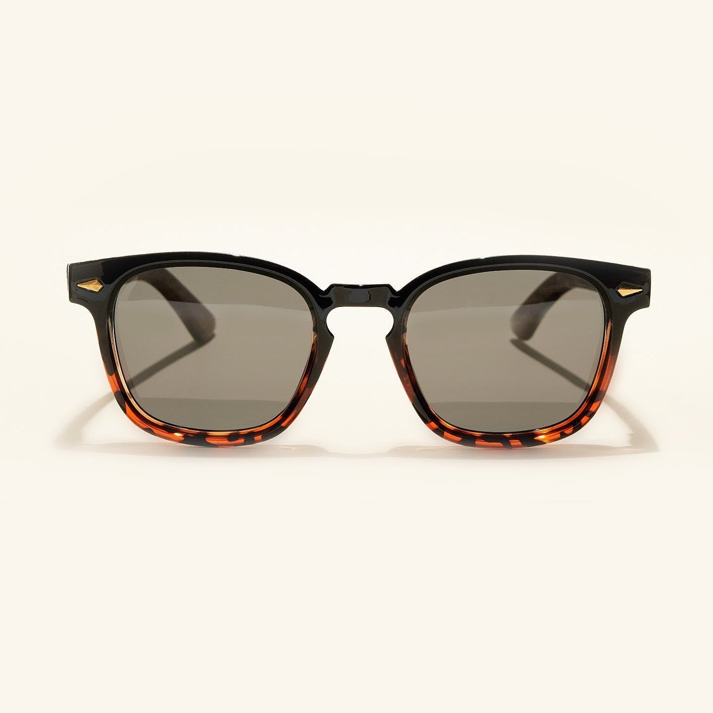 gafas de sol mujer#es:color_gris,en:color_gray,it:colore_grigio