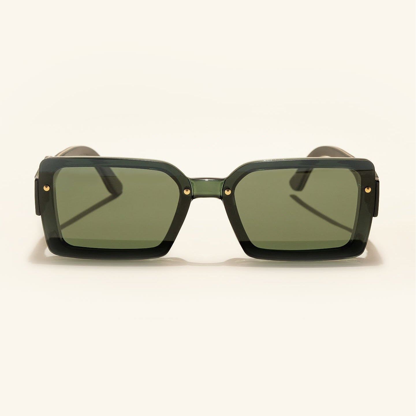 gafas de sol redondas#es:color_verde,en:color_green,it:colore_verde