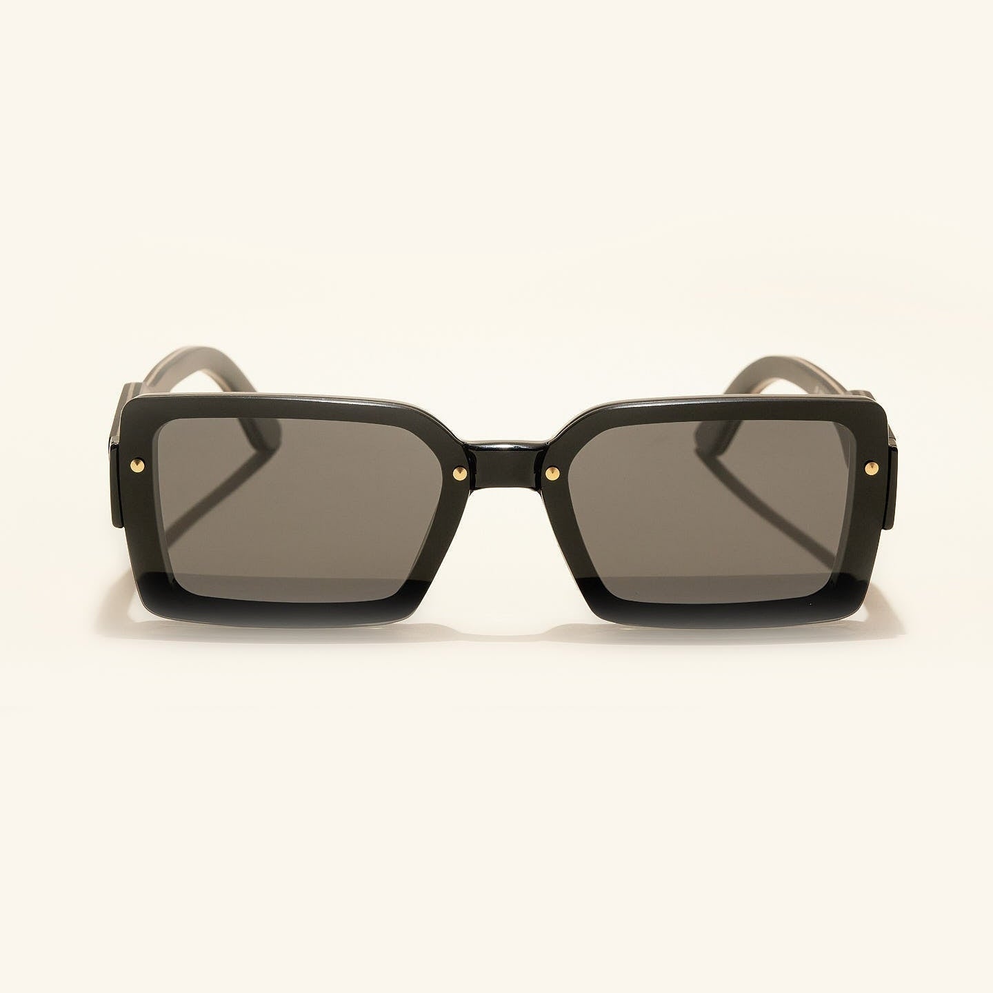 gafas de sol#es:color_negro,en:color_black,it:colore_nero