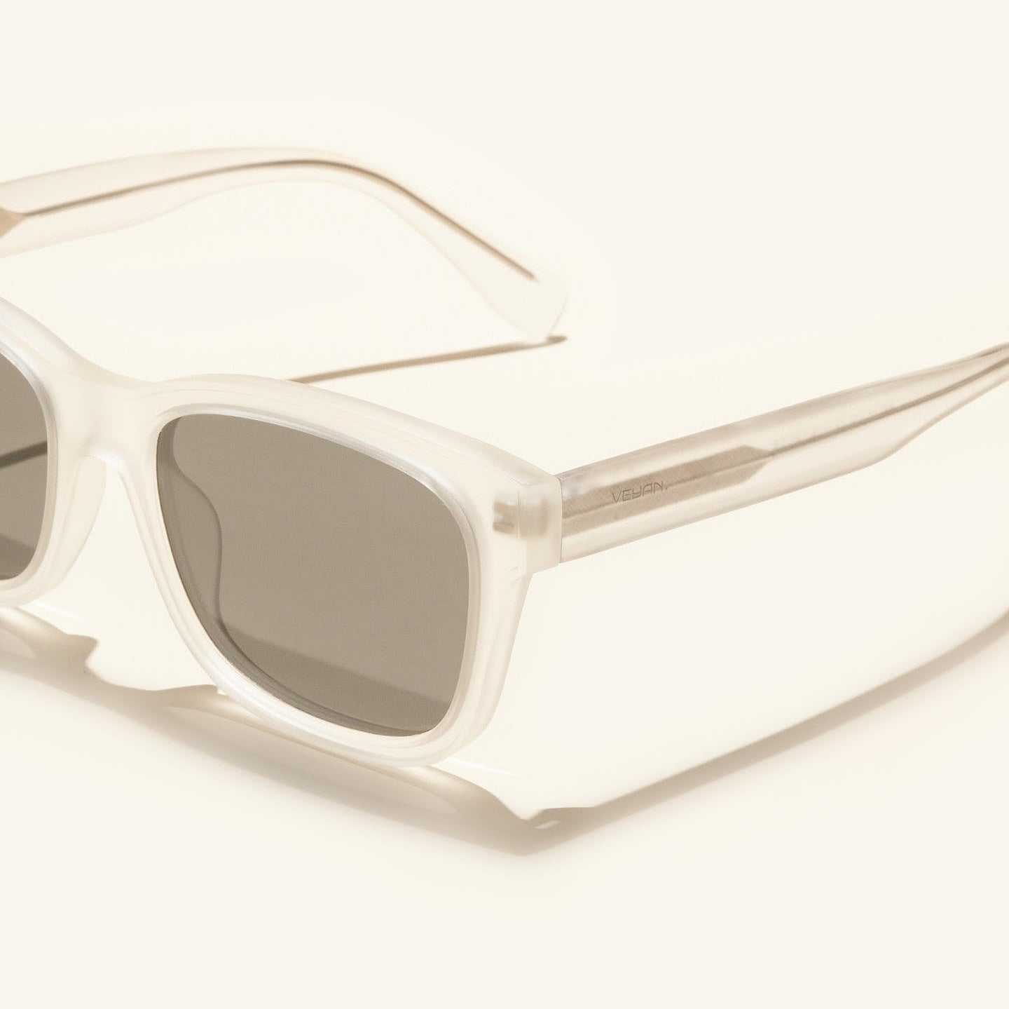 gafas de sol cuadradas#es:color_transparente,en:color_cristal,it:colore_transparente