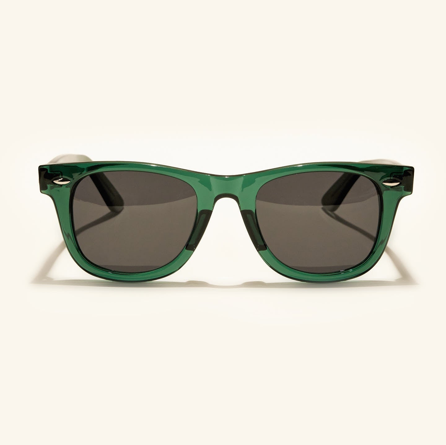 gafas de sol redondas#es:color_verde,en:color_green,it:colore_verde