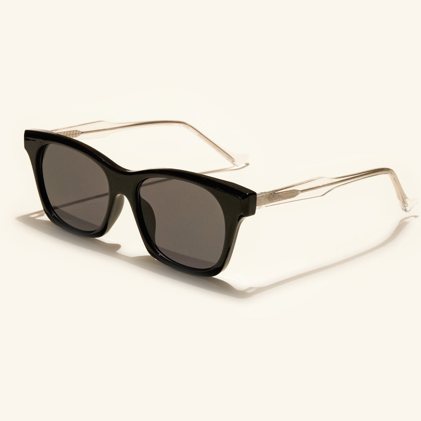 gafas de sol#es:color_negro,en:color_black,it:colore_nero