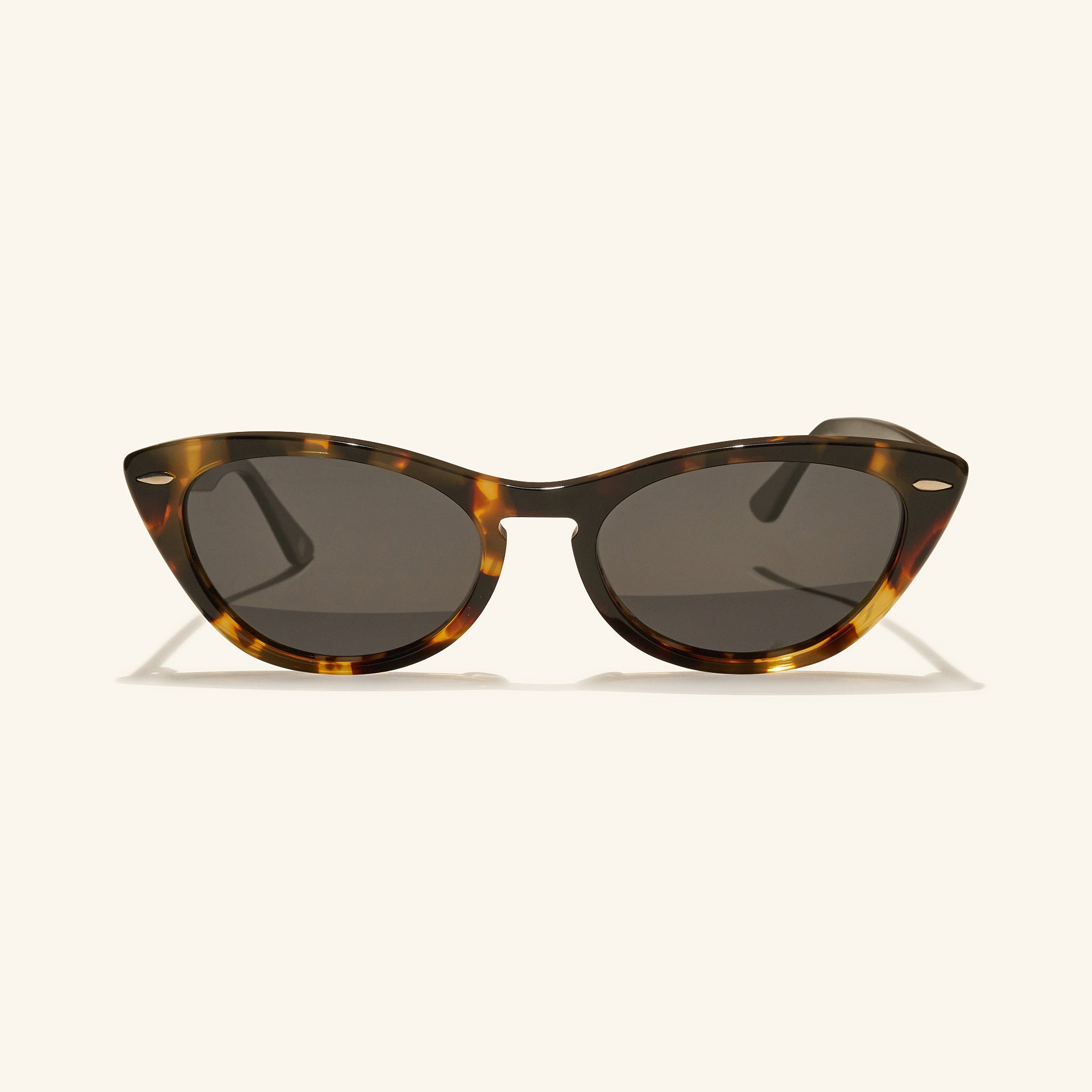 gafas de sol#es:color_negro-leopardo,en:color_black-turtle,it:colore_nero-leopardo