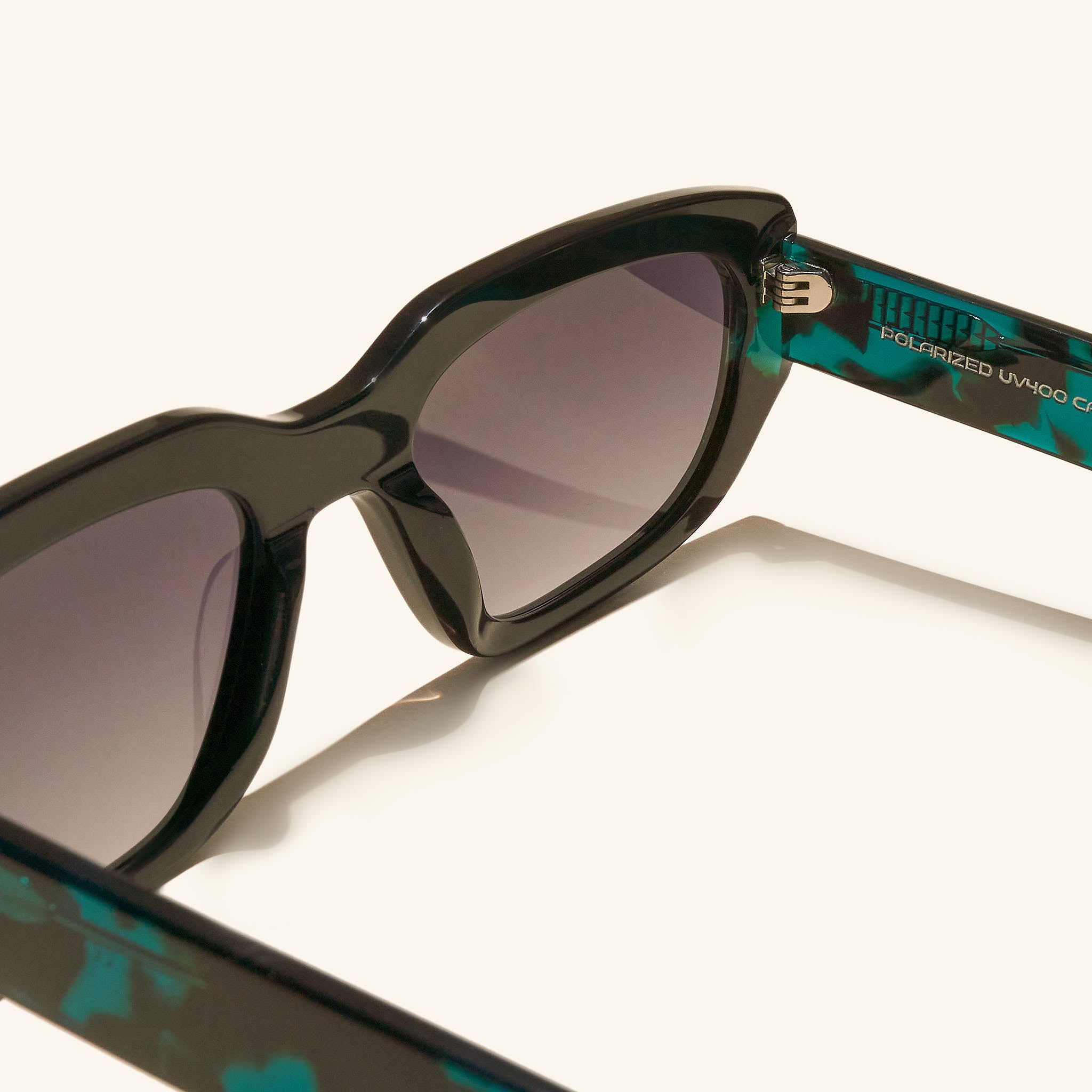 lentes de sol#es:color_azul-leopardo,en:color_blue-turtle,it:colore_blu-leopardo