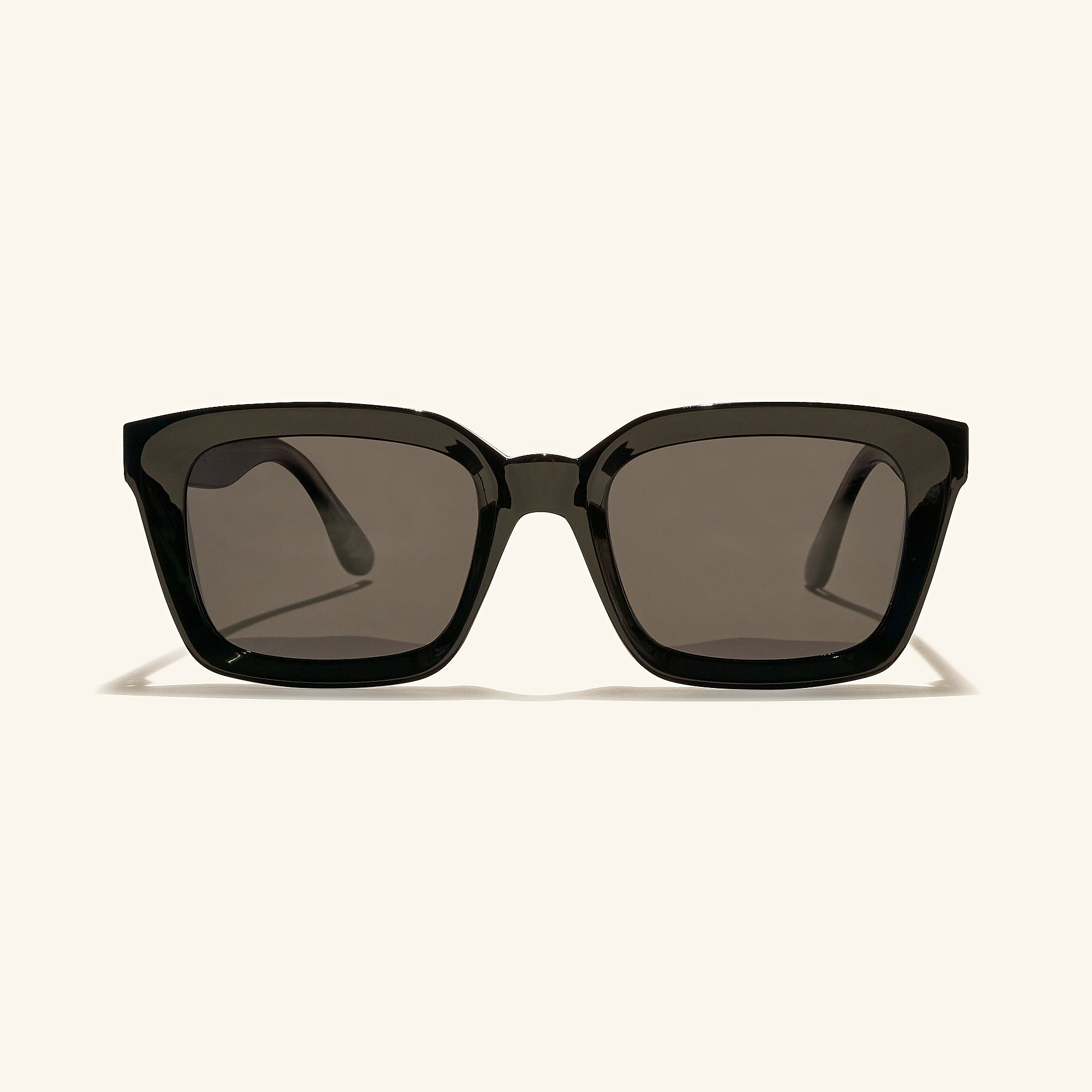 gafas de sol#es:color_negro,en:color_black,it:colore_nero