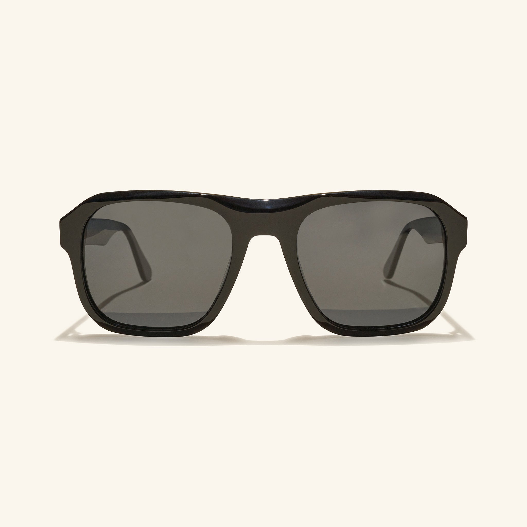 gafas de sol#es:color_negro,en:color_black,it:colore_nero