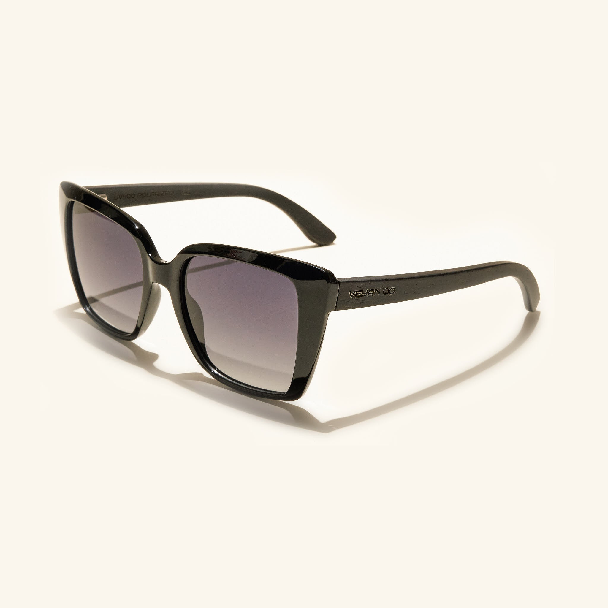 gafas de sol#es:color_negro,en:color_black,it:colore_nero