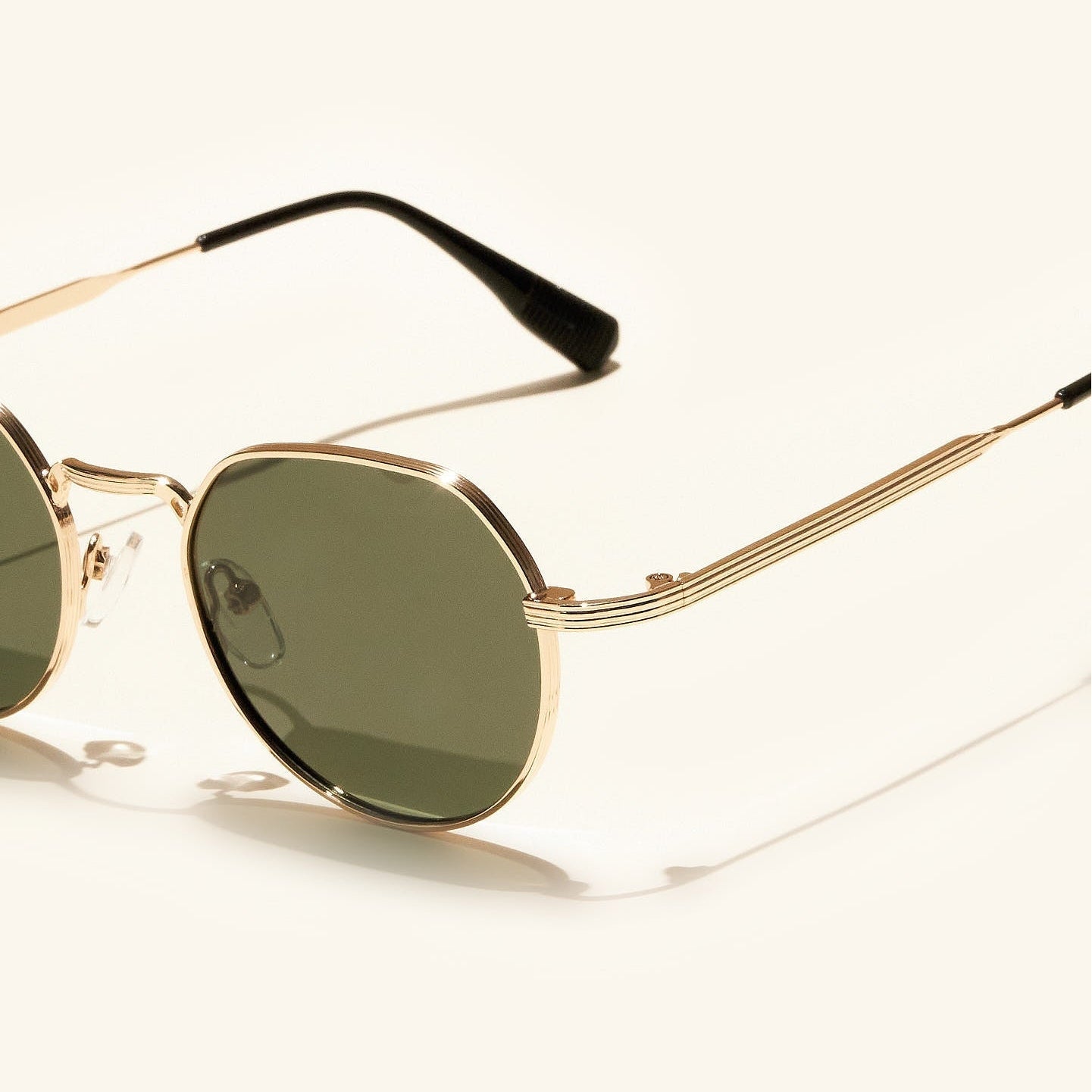 gafas de sol#es:color_bronze,en:color_bronze,it:colore_bronzo